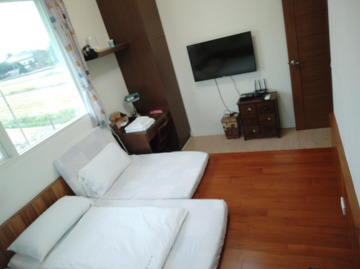 Home-Link B&B Fenglin Экстерьер фото